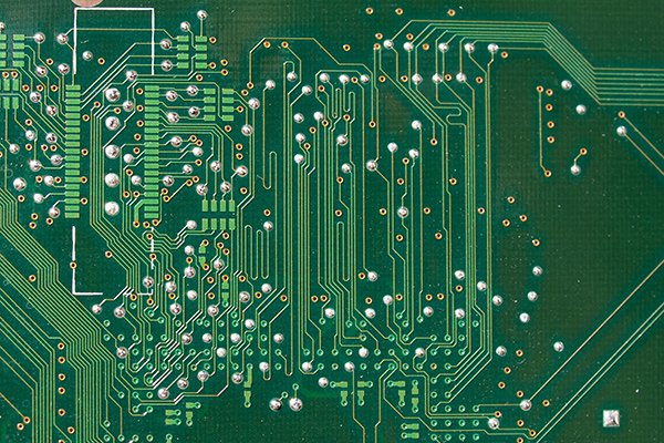 Kodėl PCB yra žalia