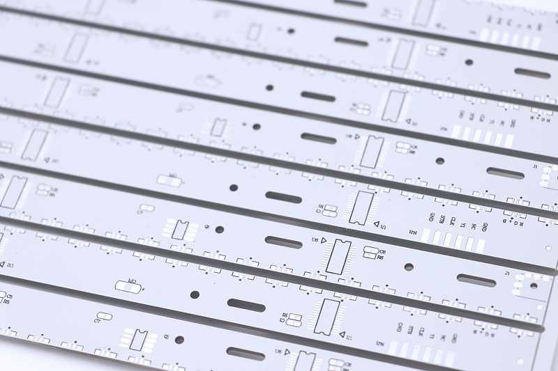 Grandinių plokščių gamintojas leidžia suprasti LED grandines
